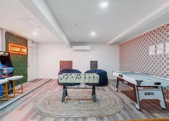 Holiday home Paradise Sportscourt Heated Pool Gameroom Peoria