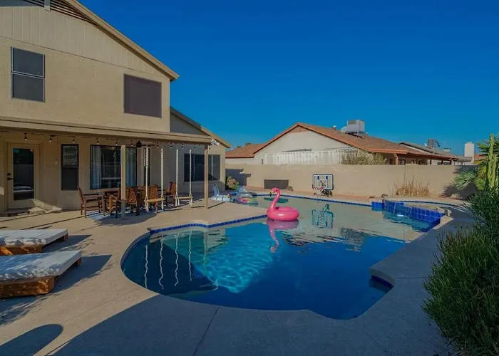 Paradise Sportscourt Heated Pool Gameroom * Peoria