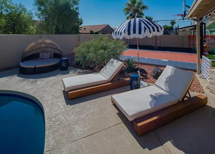 Paradise Sportscourt Heated Pool Gameroom * Peoria